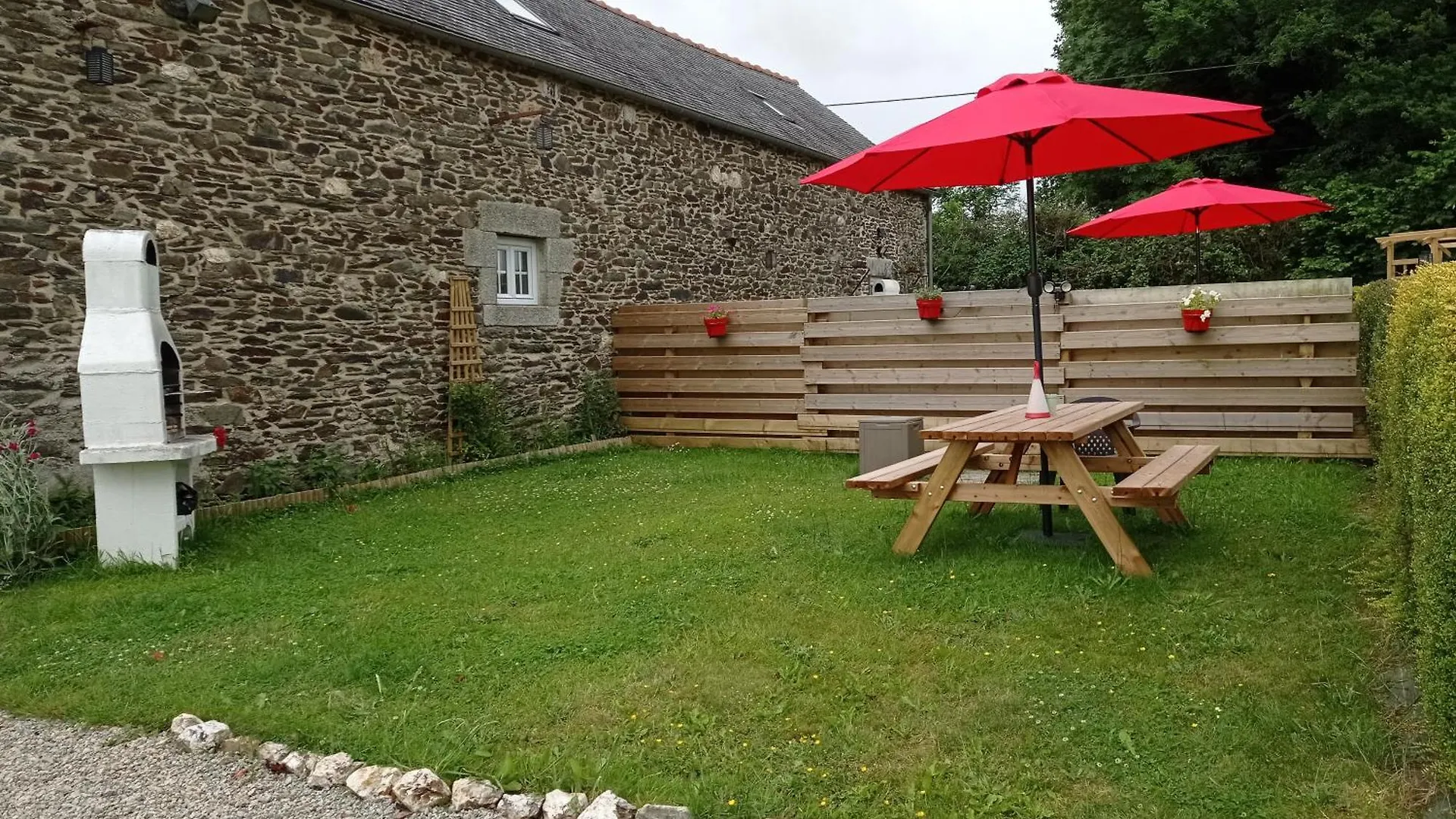 Les Gites Du Triskell, Gite De L'Air Sainte-Trephine 0*,  France